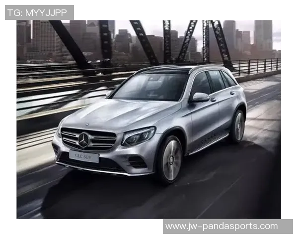 “奔驰贵阳·2025健身步道越野赛”在贵安新区鸣笛开跑