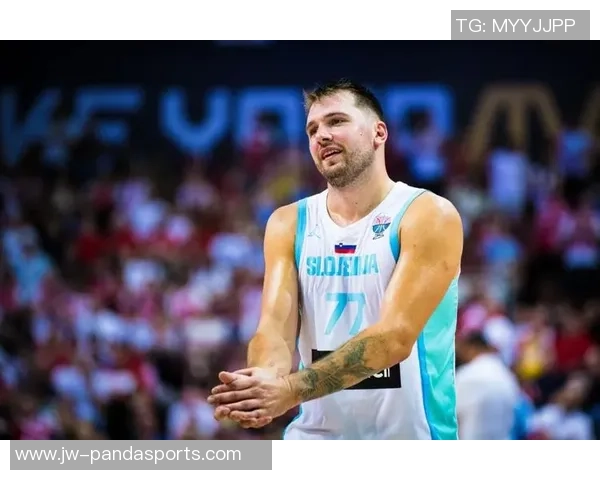 海耶斯替东契奇出面吃T,东契奇:我肯定会帮他交罚款的